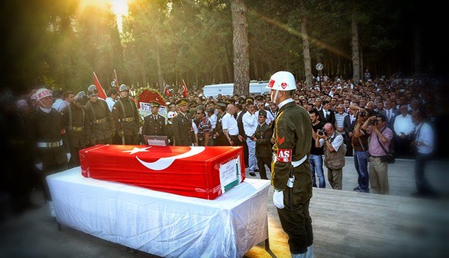 Burdur, şehidine ağladı