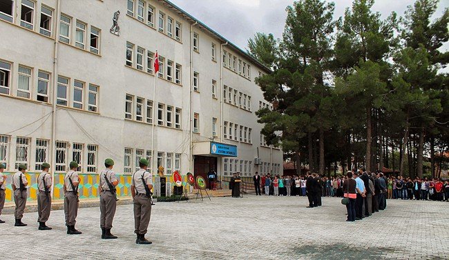 GAZİLER GÜNÜ TÖRENLE KUTLANDI