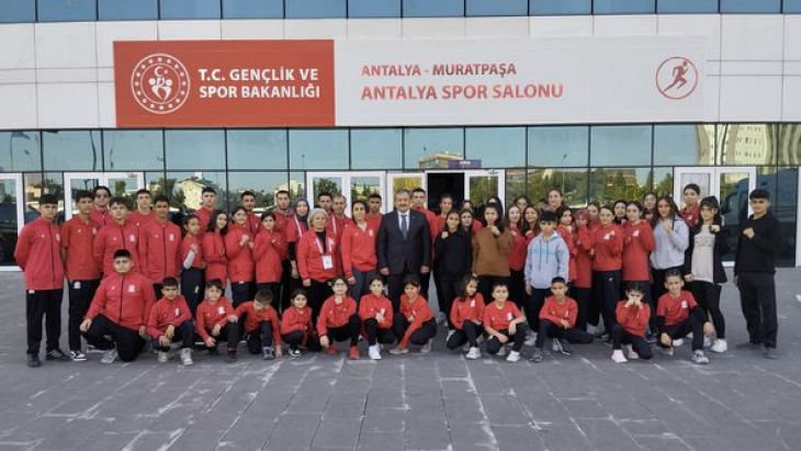 TEFENNİ BELEDİYE SPOR KİCK BOKS TAKIMIMIZ DERECELERLE DÖNDÜ