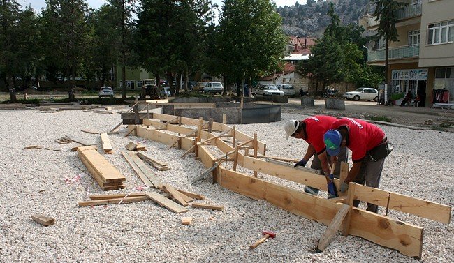 TÖREN ALANI YAPIMINA BAŞLANMIŞTIR