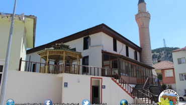 Çarşı Camii tuvalet yapımı tamamlandı