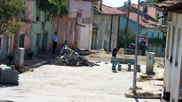 YOL, KALDIRIM ve ÇEVRE DÜZENLEMESİ