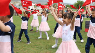 23 Nisan İlçemizde Coşkuyla Kutlandı